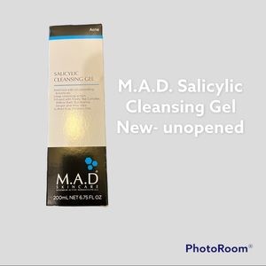 M.A.D. SALICYLIC CLEANSING GEL FAB FIT FUN
